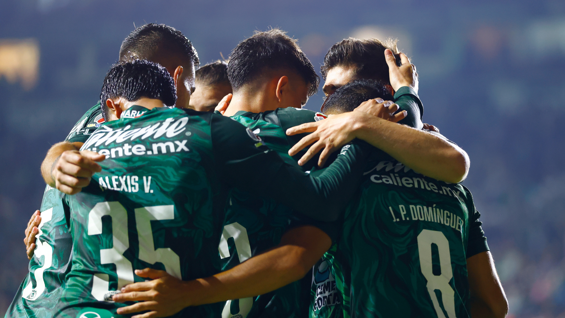 Jugadores del Club León en un partido de Liga MX